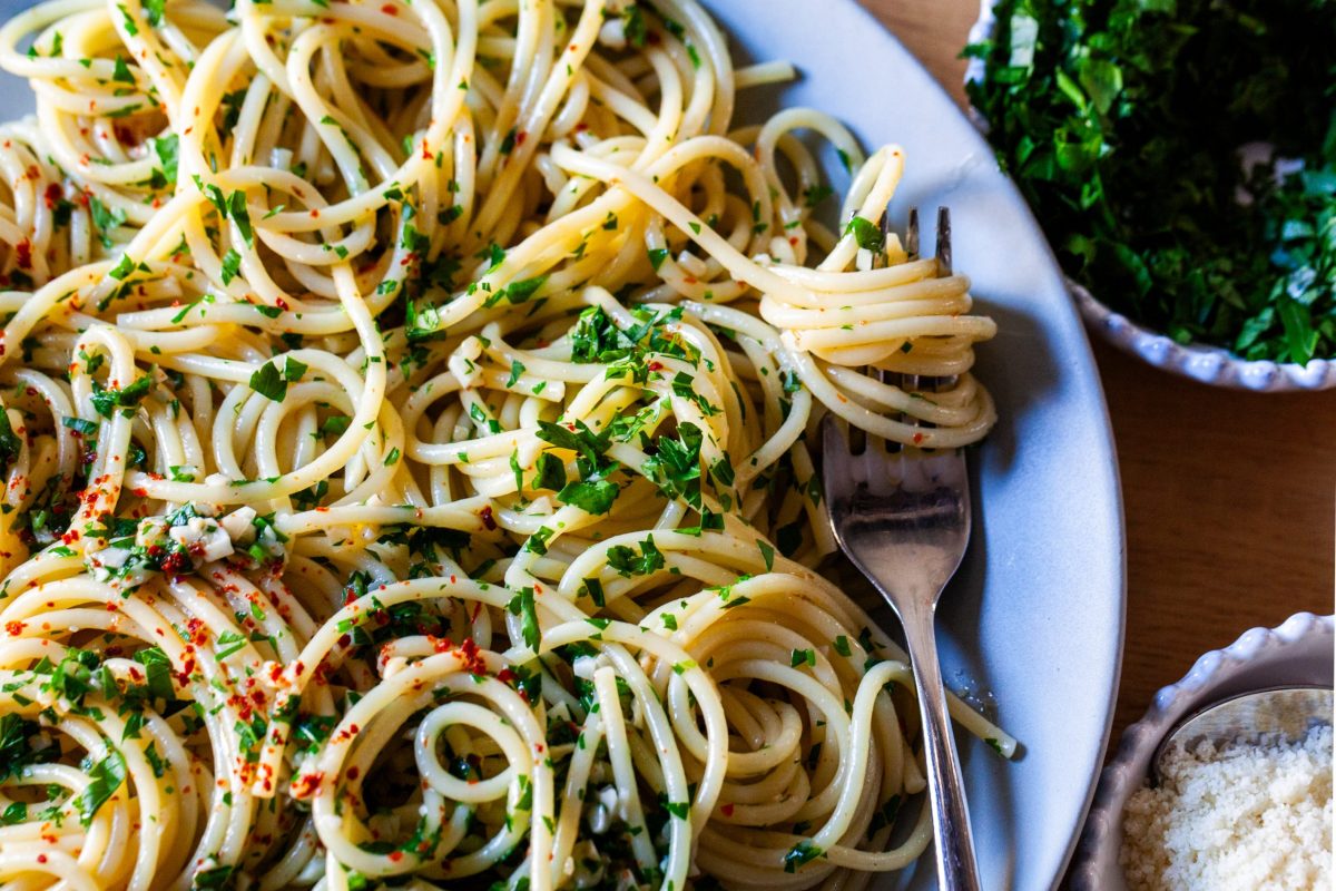 Spaghetti Aglio e Olio: Garlic, Olive Oil, and Pasta